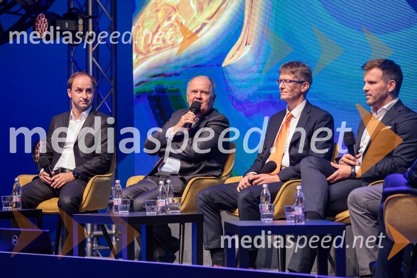  Andraž Krajnc, Caretronic, bronasta gazela 2024;  Janez Pogačar, Hyla, zlata gazela 2024;  ... ;  ... Zlata gazela Slovenije 2024 je podjetje Hyla