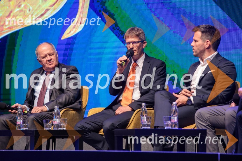  Janez Pogačar, Hyla, zlata gazela 2024;  ... ;  ... Zlata gazela Slovenije 2024 je podjetje Hyla