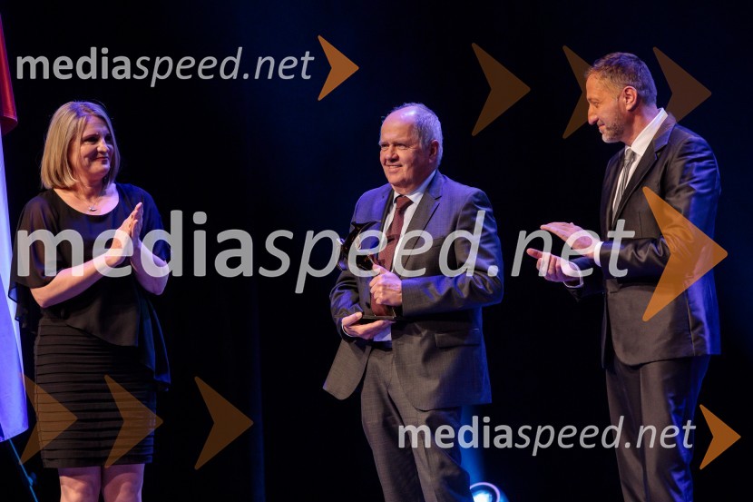  ... ;  Janez Pogačar, Hyla, zlata gazela 2024;  Klemen Boštjančič, minister za financeZlata gazela Slovenije 2024 je podjetje Hyla