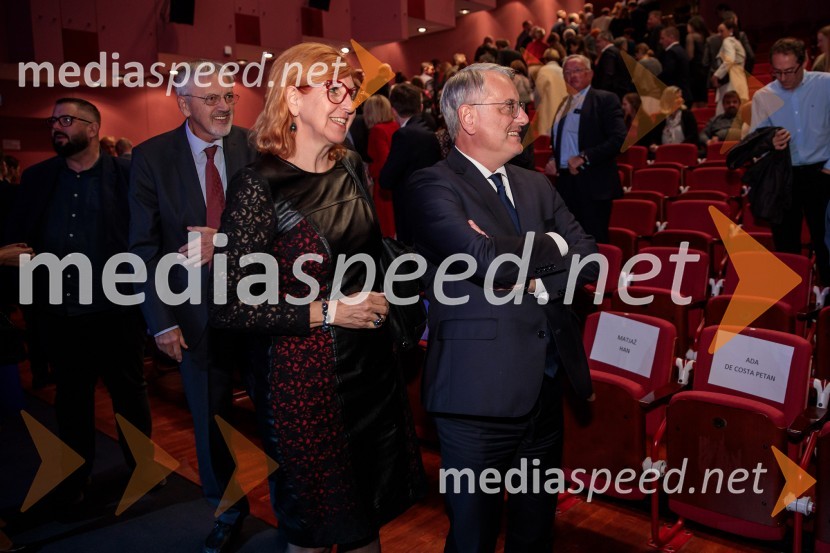  ... ;  Matjaž Han, minister za gospodarstvo, turizem in športZlata gazela Slovenije 2024 je podjetje Hyla