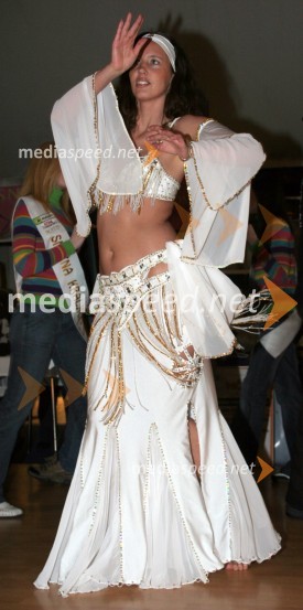 Lucija Mužerlin, orientalska plesalkaSnežna kraljica 2006