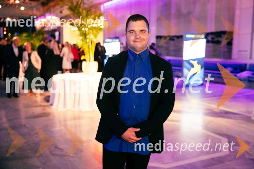  Matjaž Vidmar, umetnikZlata gazela Slovenije 2024 je podjetje Hyla