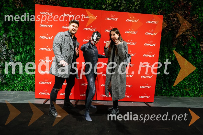  Jan Potrč, glasbenik;  Matic  Gaiser, cosplayer, costumer;  Lucija BurgarVečer superjunakov s filmom Venom 3: Zadnji ples v Cineplexx Ljubljana