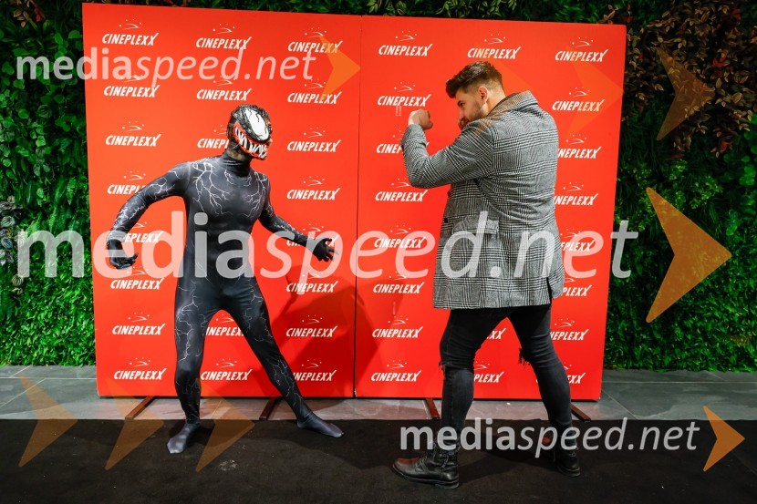  Matic  Gaiser, cosplayer, costumer;  Jan Potrč, glasbenikVečer superjunakov s filmom Venom 3: Zadnji ples v Cineplexx Ljubljana