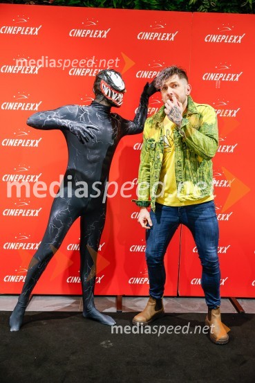  Matic  Gaiser, cosplayer, costumer;  Klemen Bunderla, radijski voditelj, radio AktualVečer superjunakov s filmom Venom 3: Zadnji ples v Cineplexx Ljubljana