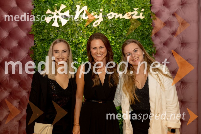  Janja Junež;  Nuša Rakovec, Zavod SLOSKI;  Kaja VrhovnikSvečana prireditev ob začetku prodaje vstopnic za tekme FIS in IBU svetovnega pokala