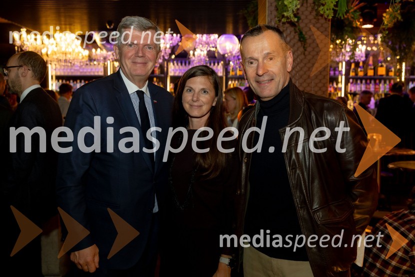  ... ;  Melanja Korošec, podpredsednica SZS, podpredsednica skupine KJK Sports;  ... Svečana prireditev ob začetku prodaje vstopnic za tekme FIS in IBU svetovnega pokala