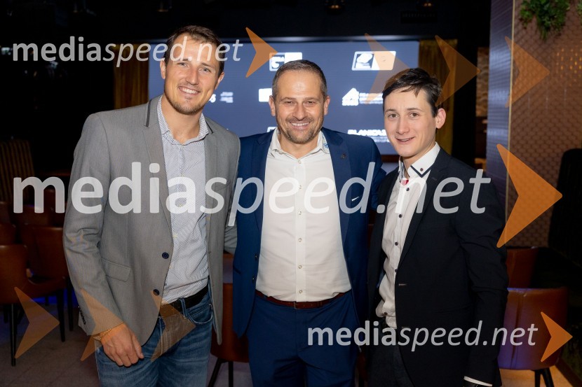  Štefan Hadalin, nekdanji alpski smučar;  Tomaž Šušteršič, generalni sekretar organizacijskega komiteja Planica;  Cene Prevc, nekdanji smučarski skakalecSvečana prireditev ob začetku prodaje vstopnic za tekme FIS in IBU svetovnega pokala