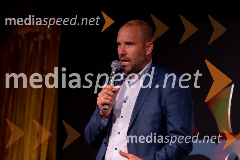  Uroš Zupan, direktor, Smučarska zveza Slovenije Svečana prireditev ob začetku prodaje vstopnic za tekme FIS in IBU svetovnega pokala