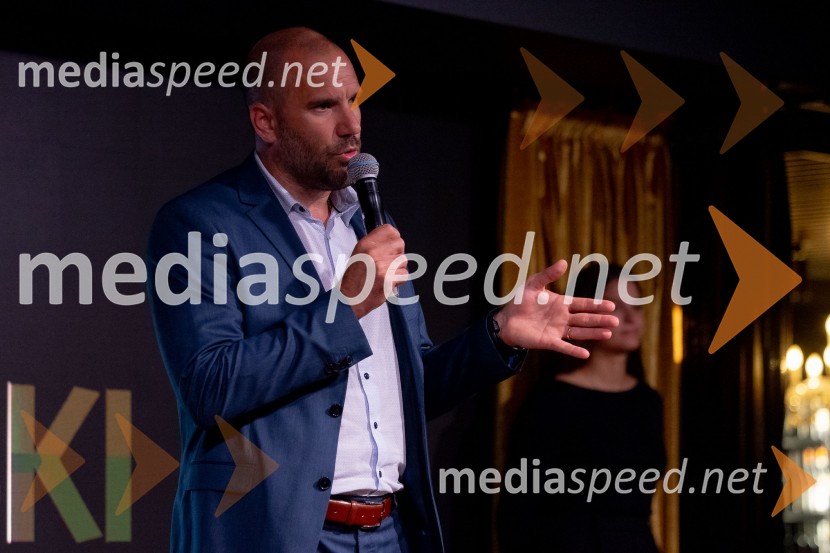  Uroš Zupan, direktor, Smučarska zveza Slovenije Svečana prireditev ob začetku prodaje vstopnic za tekme FIS in IBU svetovnega pokala