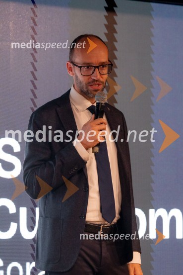  Luka Steiner, predsednik, Smučarska zveza SlovenijeSvečana prireditev ob začetku prodaje vstopnic za tekme FIS in IBU svetovnega pokala