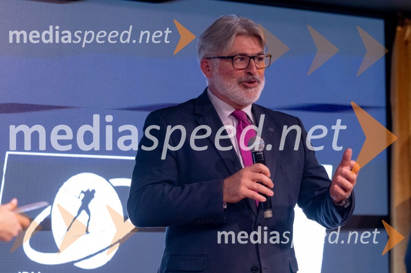  Roman Jakič, nekdanji slovenski obrambni minister; vodja reprezentance, Smučanje invalidovSvečana prireditev ob začetku prodaje vstopnic za tekme FIS in IBU svetovnega pokala