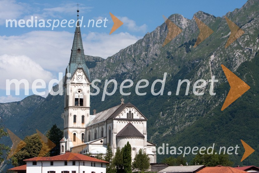 Cerkev Srca Jezusovega, Drežnica nad KobaridomJanez Janša in Urška Bačovnik Janša, njuna poroka