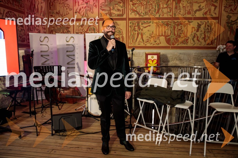  Maksimiljan Kadivec, glavni enolog in direktor proizvodnje Ptujska kletPelinkovec Ultimus, predstavitev najnovejše grenčice na trgu