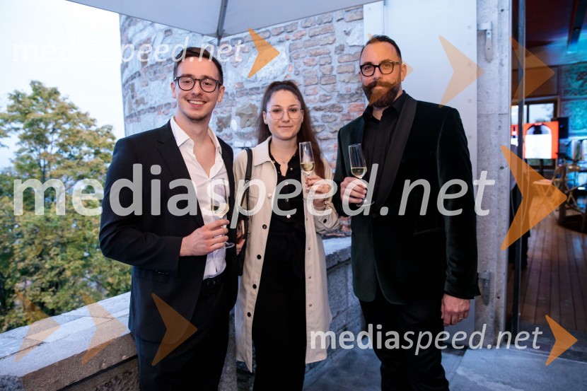  ... ;  ... ;  Maksimiljan Kadivec, glavni enolog in direktor proizvodnje Ptujska kletPelinkovec Ultimus, predstavitev najnovejše grenčice na trgu