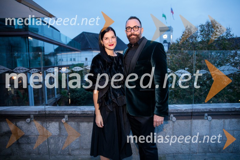  Sonja Kadivec;  Maksimiljan Kadivec, glavni enolog in direktor proizvodnje Ptujska kletPelinkovec Ultimus, predstavitev najnovejše grenčice na trgu