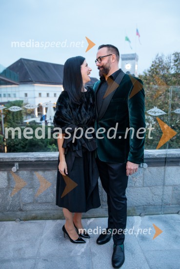  Sonja Kadivec;  Maksimiljan Kadivec, glavni enolog in direktor proizvodnje Ptujska kletPelinkovec Ultimus, predstavitev najnovejše grenčice na trgu