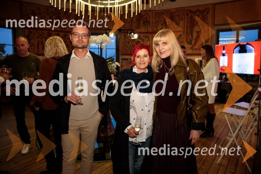  ... ;  ... ;  Dada  Jerovšek, Kaval GroupPelinkovec Ultimus, predstavitev najnovejše grenčice na trgu