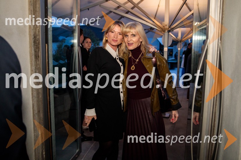  Metka  Kejžar, direktorica, DigiTalk d.o.o.;  Dada  Jerovšek, Kaval GroupPelinkovec Ultimus, predstavitev najnovejše grenčice na trgu