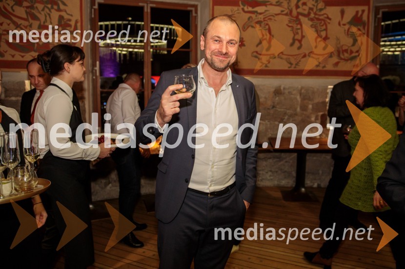  Blaž Brodnjak, predsednik uprave NLB, Manager leta 2022Pelinkovec Ultimus, predstavitev najnovejše grenčice na trgu