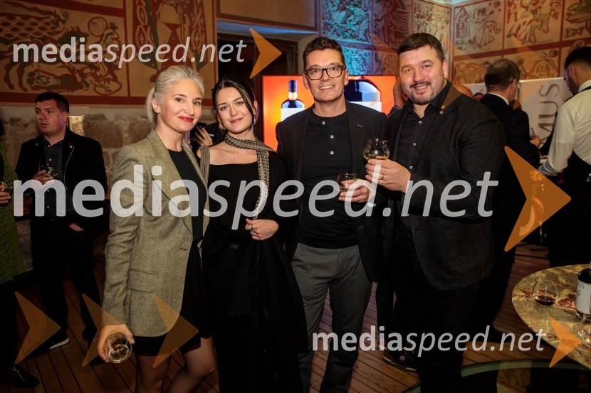  Kristina Rakovič, notranja oblikovalka;  ... ;  Tine Kek,  direktor, Ptujska klet d.o.o;  ... Pelinkovec Ultimus, predstavitev najnovejše grenčice na trgu