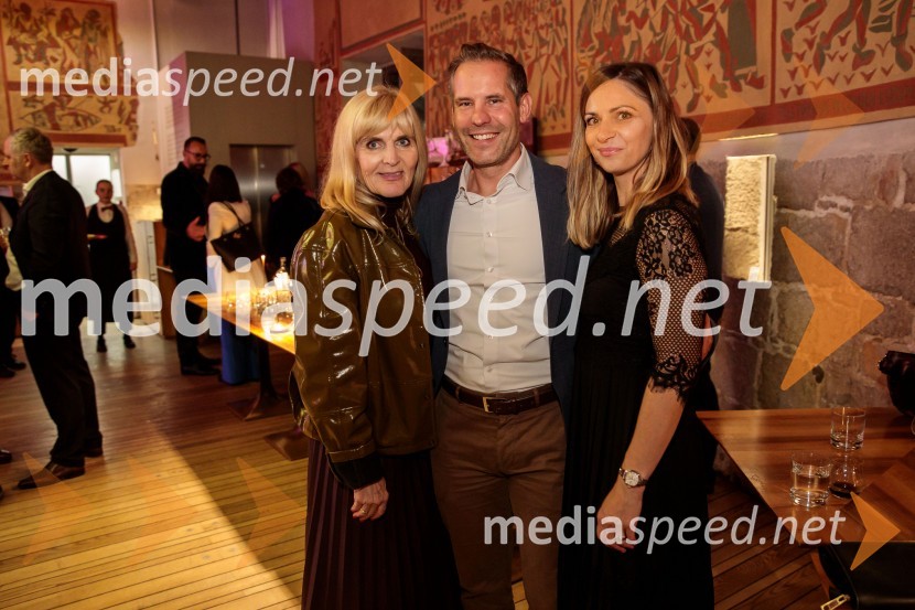  Dada  Jerovšek, Kaval Group;  ... ;  ... Pelinkovec Ultimus, predstavitev najnovejše grenčice na trgu