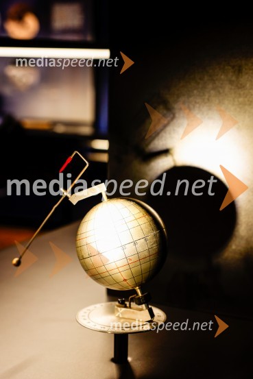 Vsega je kriva Luna, odprtje razstave v Prirodoslovnem muzeju Slovenije