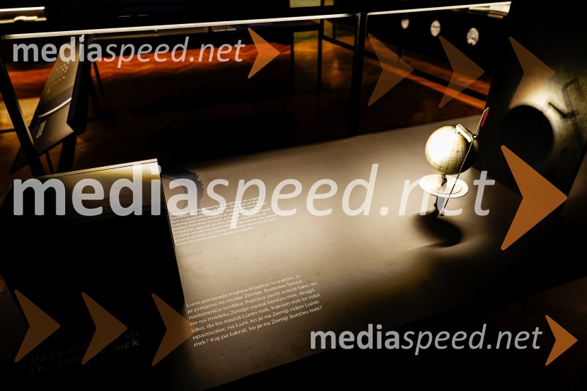 Vsega je kriva Luna, odprtje razstave v Prirodoslovnem muzeju Slovenije