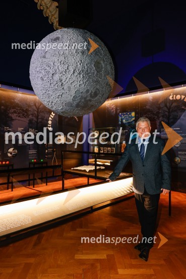 dr. Miha Jeršek, direktor, Prirodoslovni muzej SlovenijeVsega je kriva Luna, odprtje razstave v Prirodoslovnem muzeju Slovenije