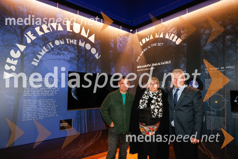  ... ;  ... ; dr. Miha Jeršek, direktor, Prirodoslovni muzej SlovenijeVsega je kriva Luna, odprtje razstave v Prirodoslovnem muzeju Slovenije