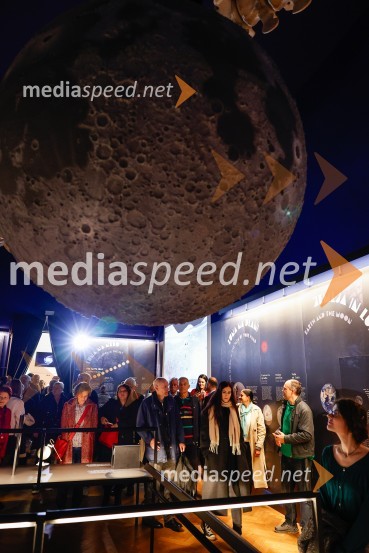 Vsega je kriva Luna, odprtje razstave v Prirodoslovnem muzeju Slovenije