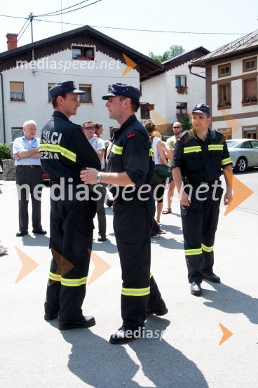 GasilciJanez Janša in Urška Bačovnik Janša, njuna poroka
