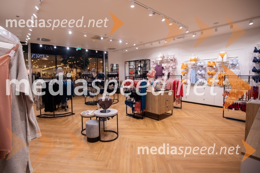 Otvoritev prenovljene trgovine Lisca v Supernovi Kranj