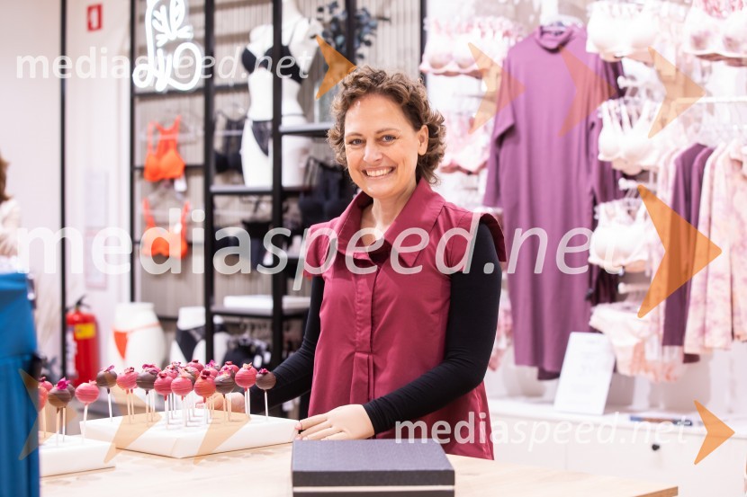 Otvoritev prenovljene trgovine Lisca v Supernovi Kranj