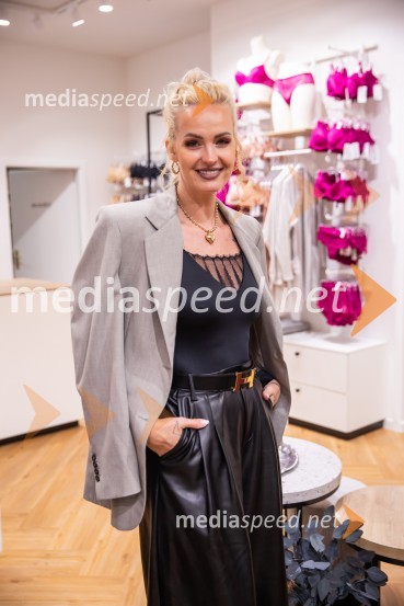  Tjaša  Kokalj Jerala, manekenka, voditeljicaOtvoritev prenovljene trgovine Lisca v Supernovi Kranj