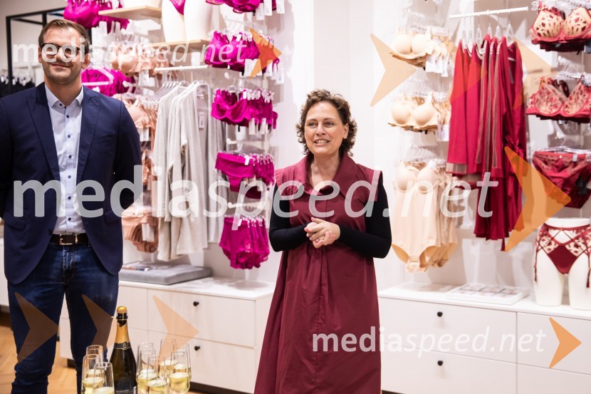  Luka Južna, direktor podjetja Lisca;  ... Otvoritev prenovljene trgovine Lisca v Supernovi Kranj