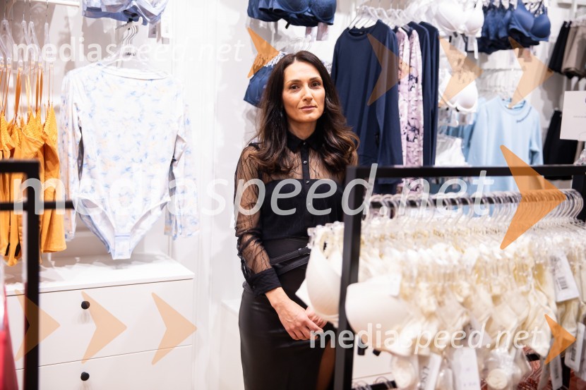 Otvoritev prenovljene trgovine Lisca v Supernovi Kranj