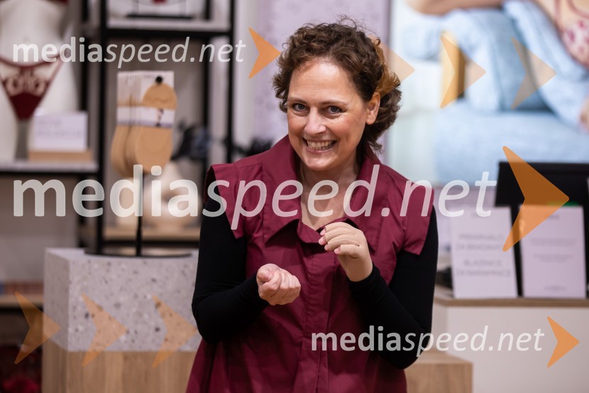 Otvoritev prenovljene trgovine Lisca v Supernovi Kranj