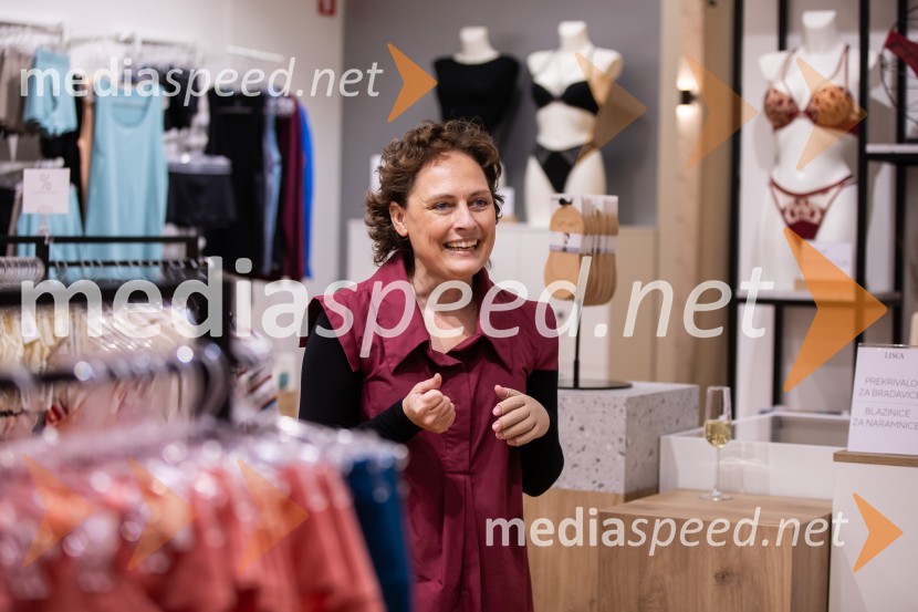 Otvoritev prenovljene trgovine Lisca v Supernovi Kranj