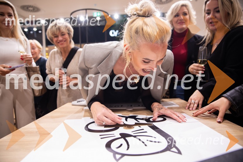  Anda Arko, vlogerka;  Romana  Krajnčan, pevka;  Tjaša  Kokalj Jerala, manekenka, voditeljica;  Vita Starman, mamakuha.si;  Jerca Zupan, novinarkaOtvoritev prenovljene trgovine Lisca v Supernovi Kranj