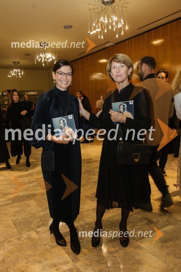  Simona  Belle, služba za stike z javnostmi MGL;  ... Luč ugasne, premiera drame v MGL