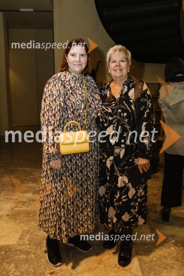  Teja Pelko, novinarka;  Irena  Butoln, germanistkaLuč ugasne, premiera drame v MGL