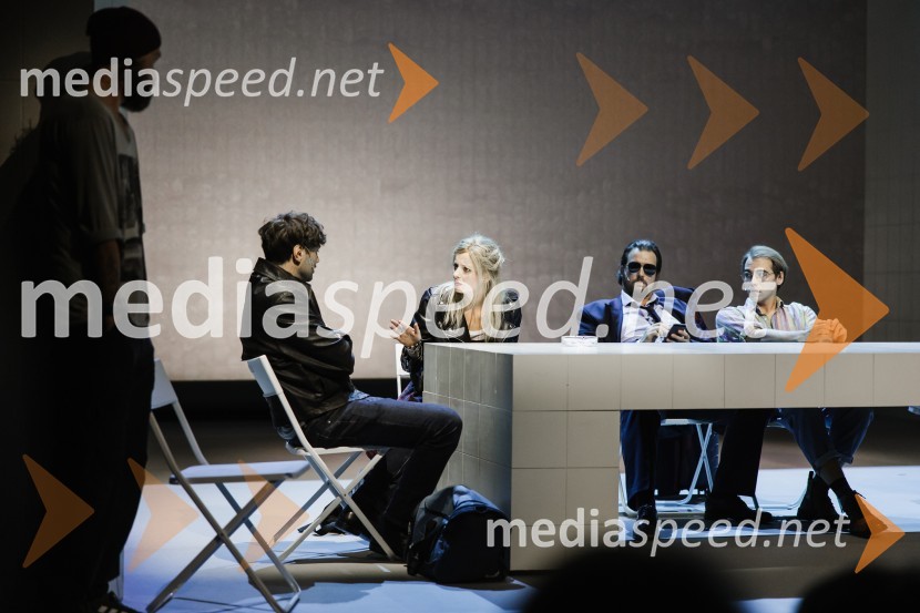  Branko Jordan, igralec;  Ajda Smrekar, igralka;  Filip Samobor, igralec;  Matic Maco Lukšič, igralecLuč ugasne, premiera drame v MGL