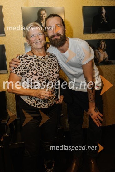  ... ;  Tomo Tomšič, igralecLuč ugasne, premiera drame v MGL