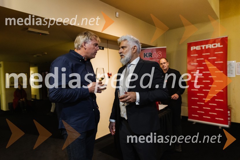  ... ;  Sebastian Cavazza, dramski in filmski igralecLuč ugasne, premiera drame v MGL