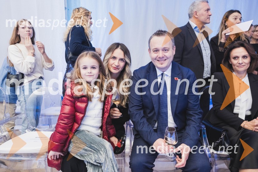 Jesenska VIP modna revija v Emporiumu