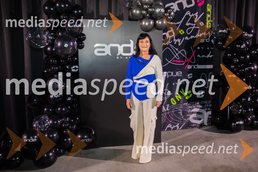  Nataša Berginc, direktorica podjetja Co. Andraž d.o.o.AND by Andraž, modna revija ob 35 letnici znamke