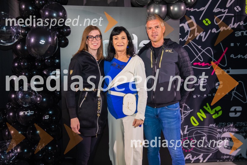  ... ;  Nataša Berginc, direktorica podjetja Co. Andraž d.o.o.;  ... AND by Andraž, modna revija ob 35 letnici znamke