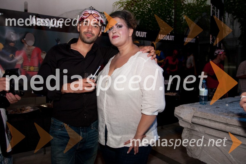 Martin Kosaber, Pernod Ricard Slovenija d.o.o. in Sandra Bratuša, namestnica urednice revije StoryFestival Influence, velika modna revija