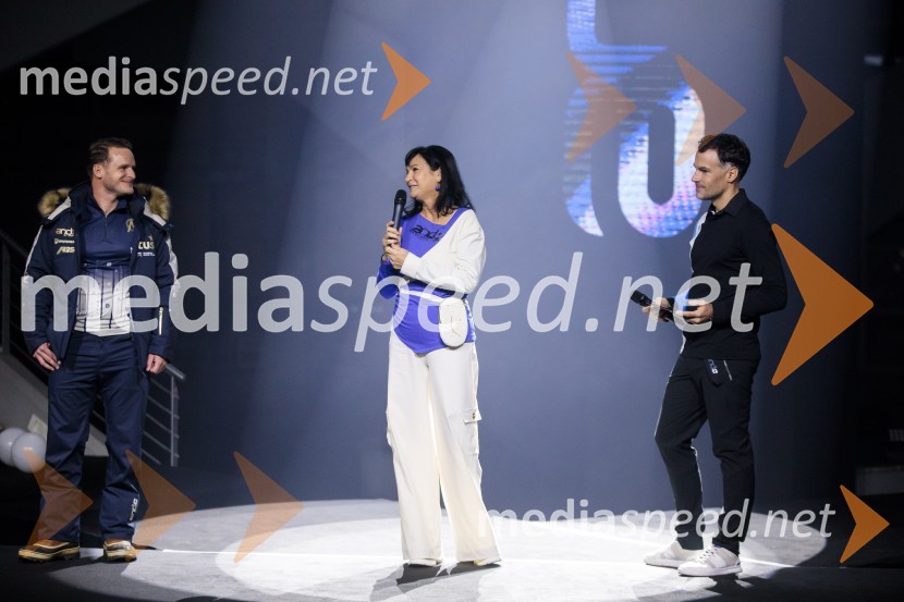  Tim  Mastnak, deskar na snegu ;  Nataša Berginc, direktorica podjetja Co. Andraž d.o.o.;  David Urankar, televizijski voditelj, manekenAND by Andraž, modna revija ob 35 letnici znamke